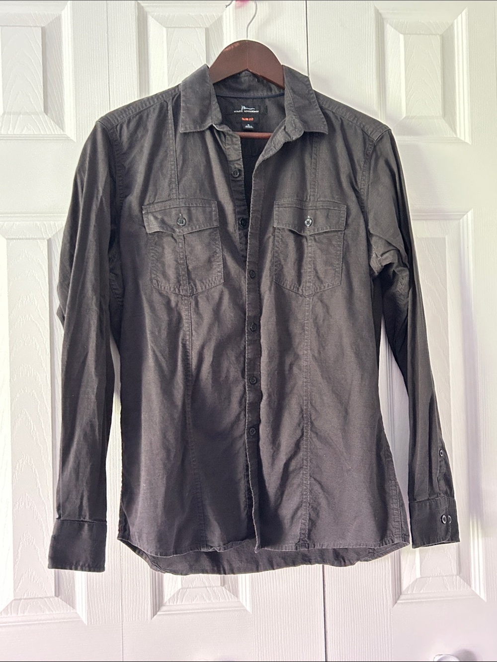 Marc Anthony 100% Cotton Button Up with Chest Pockets
